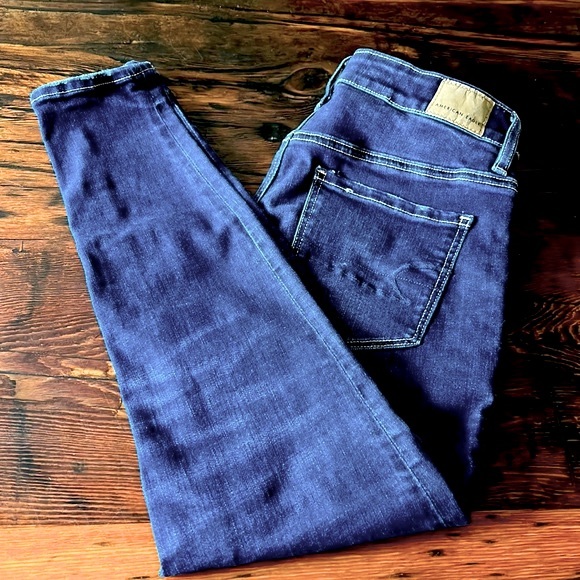 American Eagle Super Stretch Dark Denim Jeans Size 6 Super Short - Picture 1 of 7